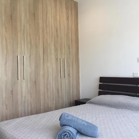 Apartamento Modern 2 Bedroom *